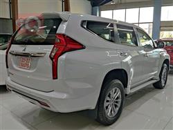 Mitsubishi Montero Sport